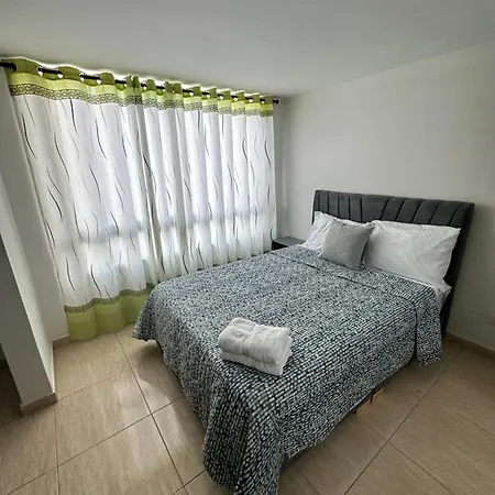 Apartamento Amoblado Cerca A Metropolis Bogota Exterior photo